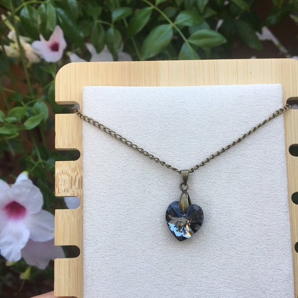 Reversible Black Diamond + Iridescent Oil Spill Rainbow Crystal Heart Necklace - Picture 7 of 11